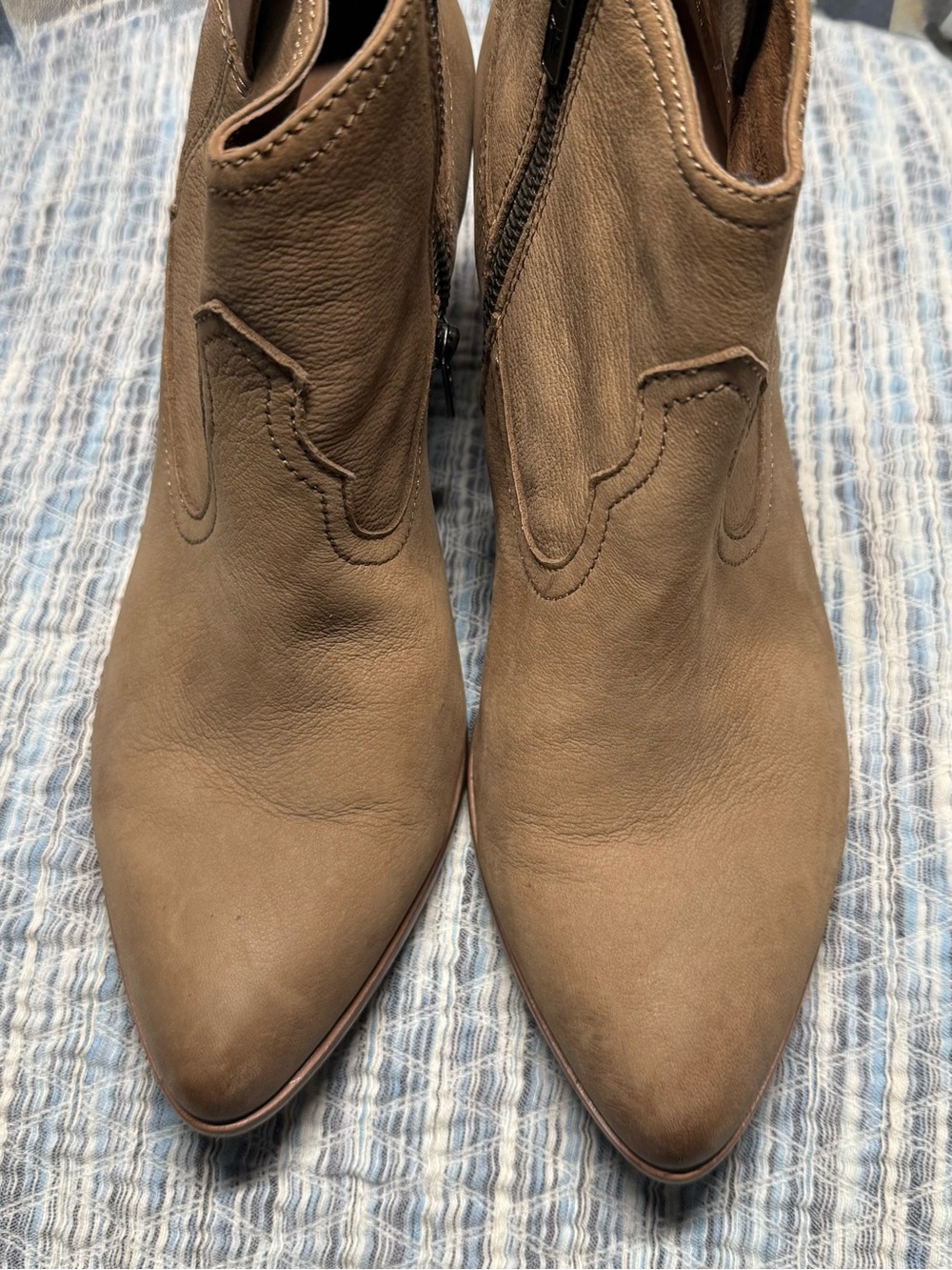 Women's Ankle Booties in Ash Brown